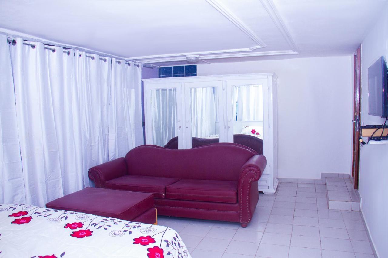 Hotel Amazone 科托努 外观 照片