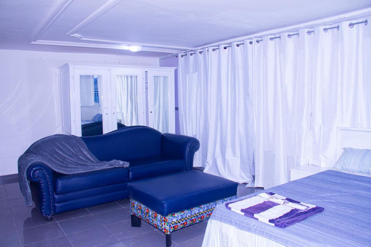 Hotel Amazone 科托努 外观 照片